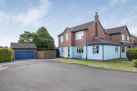 3 bedroom detached house for sale, Blenheim Gardens, Grove, OX12