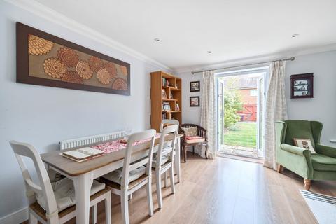 9 Hengest Avenue, Esher, KT10 0BP