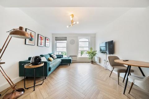 2 bedroom apartment for sale, High Road, London