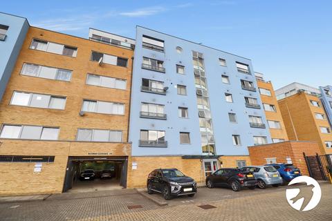 2 bedroom flat for sale, Warrior Close, London, SE28