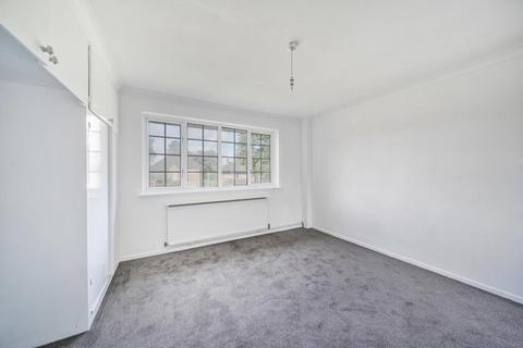 2 bedroom maisonette for sale, Bushey,  Hertfordshire,  WD23