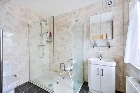 8 Hounslow Gardens, Hounslow, TW3 2DU