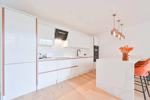 3 bedroom house for sale, Searles Road, Elephant and Castle, London, SE1
