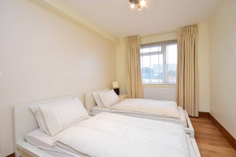 3 bedroom flat to rent, Byron Court, Fairfax Road NW6