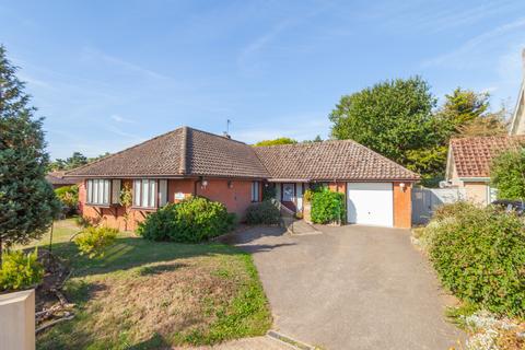 3 bedroom detached bungalow for sale, Hollesley Road, Alderton, IP12 3BX