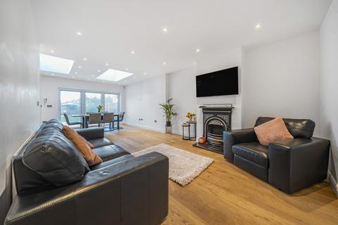 80 Swakeleys Road, Ickenham, Uxbridge, UB10 8BB
