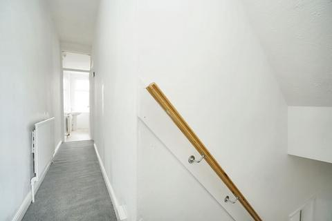 205 Vernon Road, Nottingham, NG6 0AZ
