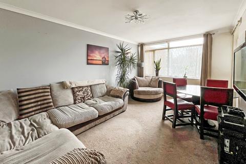 1 bedroom apartment for sale, Broadwater Boulevard Flats, Worthing, West Sussex