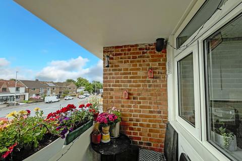 1 bedroom apartment for sale, Broadwater Boulevard Flats, Worthing, West Sussex