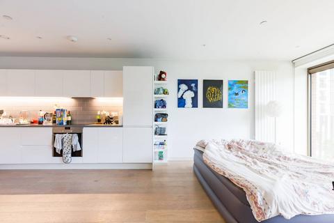 Studio for sale, Pendant Court, Silvertown, London, E16