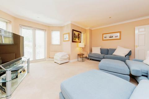 4 bedroom detached house for sale, Dollimore Close, Hitchin SG4
