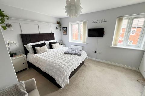 3 Clover Close, Tamworth, B79 0EF