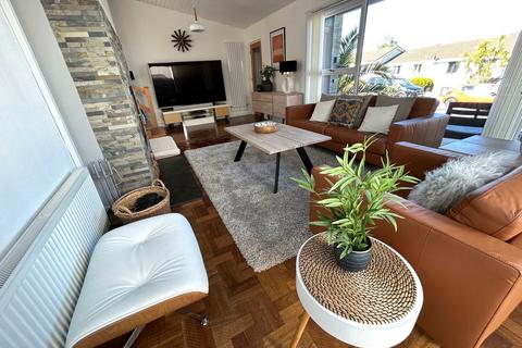 29 Treworder Road, Truro, TR1 2JZ