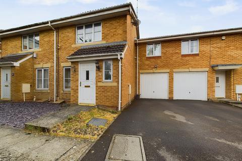 34 Bishops Castle Way, Gloucester, GL1 4DP