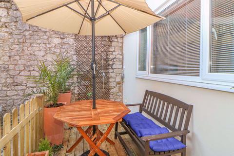 2 bedroom flat for sale, 128B St. Leonards Road, Weymouth, DT4