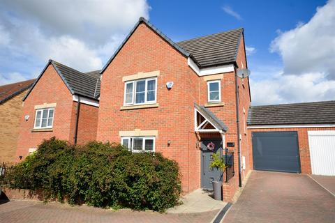 4 bedroom detached house for sale, Greenfield Way, Birtley