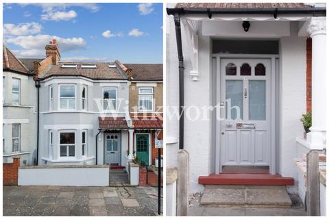 4 bedroom terraced house for sale, Forfar Road, London, N22