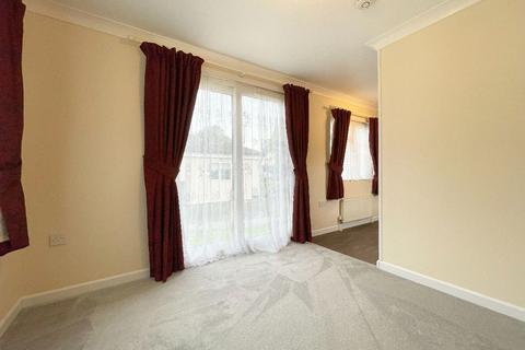 2 bedroom park home for sale, North End, Cummings Hall Lane, Noak Hill, Romford