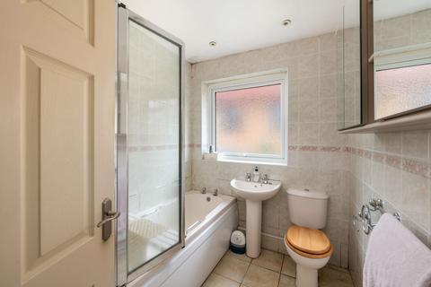 11 Bower Hill Close, South Nutfield, Redhill, RH1 5NQ
