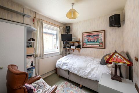 11 Bower Hill Close, South Nutfield, Redhill, RH1 5NQ
