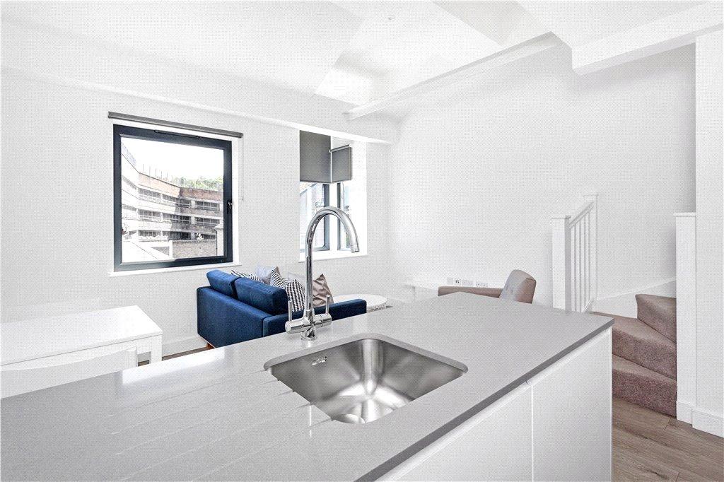 Kitchen/Living Room