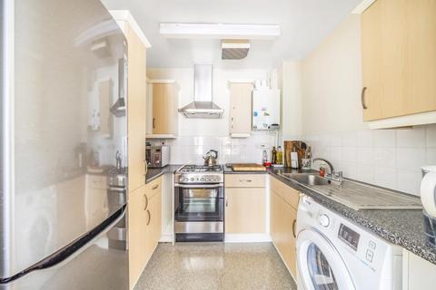 2 bedroom flat for sale, Bridge Wharf,  Chertsey,  Surrey,  KT16