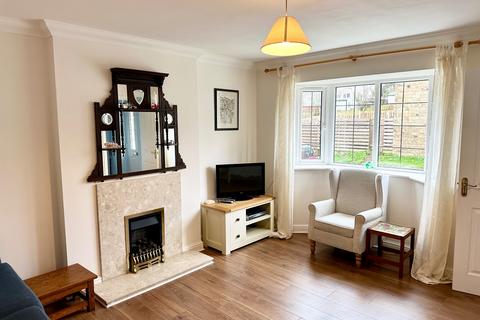 3 bedroom end of terrace house for sale, Chiserley Gardens, Hebden Bridge, HX7 8RU