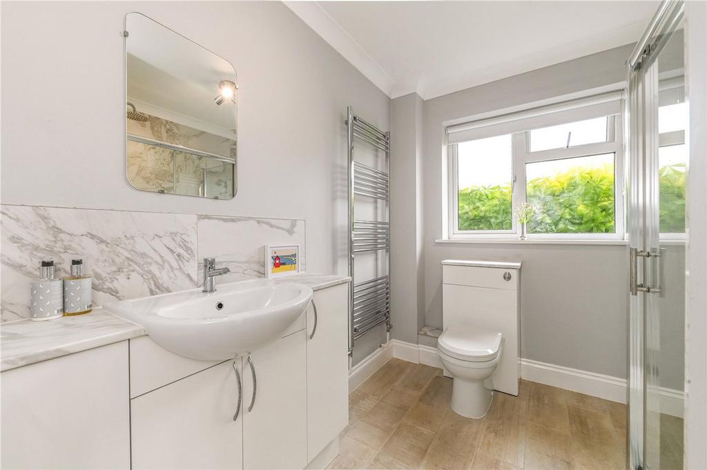 Ensuite
