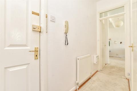 Studio for sale, Brighton Road, Purley, Surrey