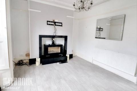 128 Dodworth Road, Barnsley, S70 6HL