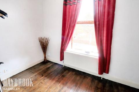 128 Dodworth Road, Barnsley, S70 6HL