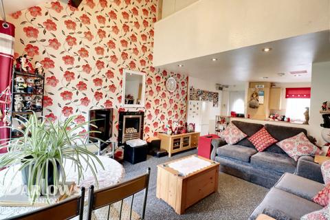 1 bedroom end of terrace house for sale, Lauriston Park, Cardiff