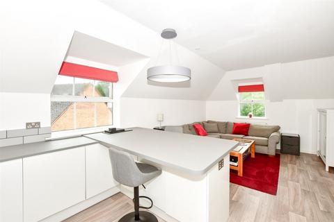 2 bedroom apartment for sale, Heathcotes, Maidenbower, Crawley, West Sussex