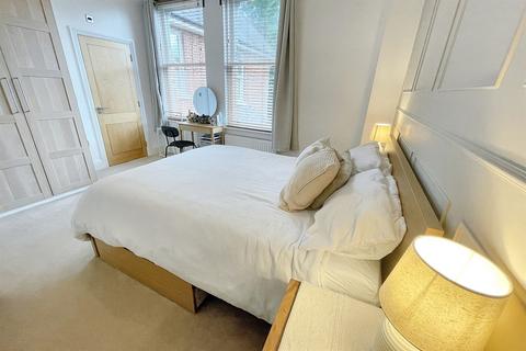 2 bedroom flat for sale, Bournemouth