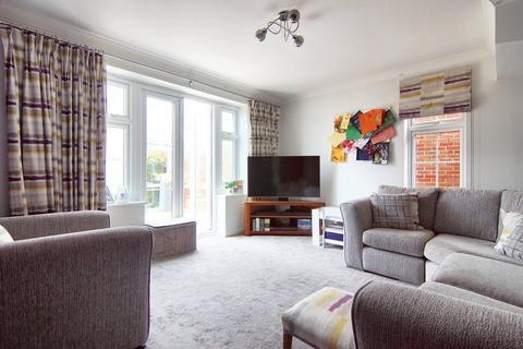 3 bedroom end of terrace house for sale, Jefferson Way, Coventry CV4