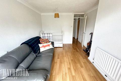 14 Cleveden Way, Royston, Barnsley, S71 4SN