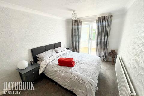 14 Cleveden Way, Royston, Barnsley, S71 4SN