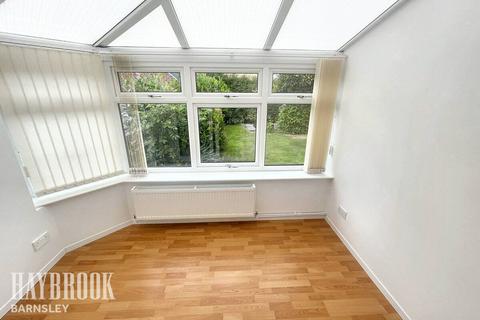 14 Cleveden Way, Royston, Barnsley, S71 4SN