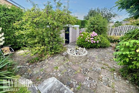 14 Cleveden Way, Royston, Barnsley, S71 4SN