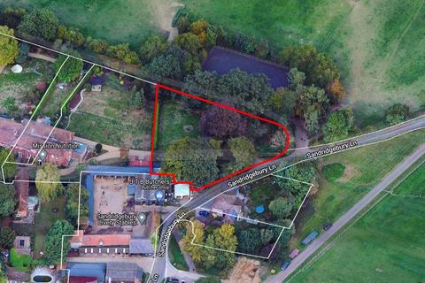 Land for sale, Sandridgebury Lane, Sandridgebury, St. Albans, Hertfordshire