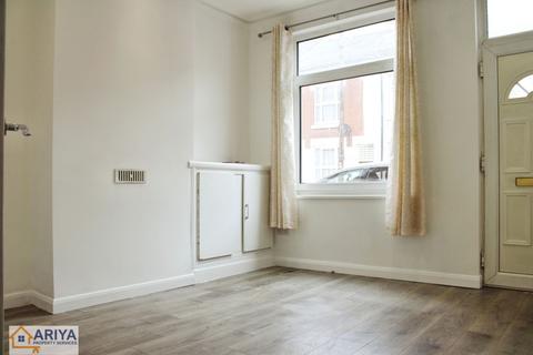 3 bedroom terraced house for sale, Kensington Street, Belgrave, Leicester LE4