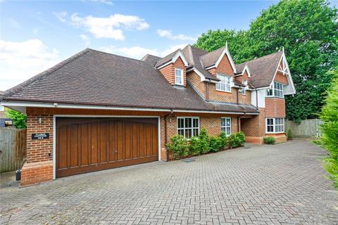 14b Stoke Road, Cobham, KT11 3AS
