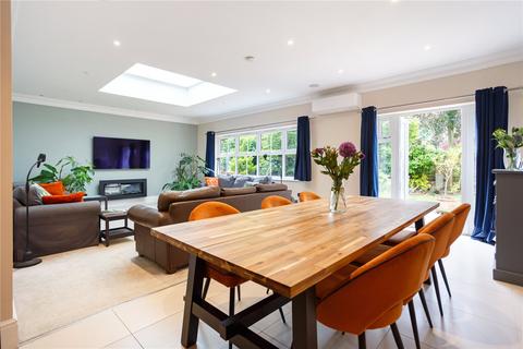 14b Stoke Road, Cobham, KT11 3AS