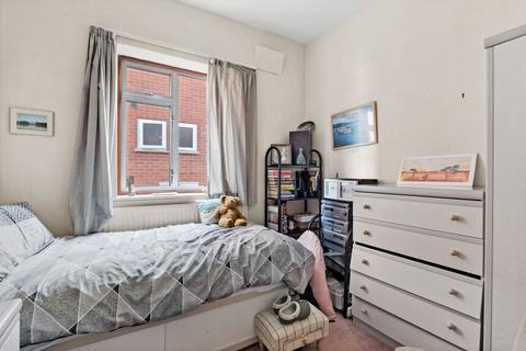136 Battenhall Road, Worcester, WR5 2BT