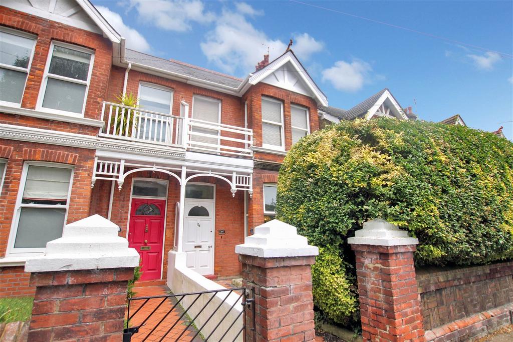 GFF, Browning Road, Worthing BN11 4NR 2 bed ground floor flat for sale