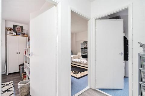 2 bedroom flat for sale, Bell Green Lane, London, SE26