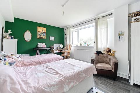 2 bedroom flat for sale, Bell Green Lane, London, SE26