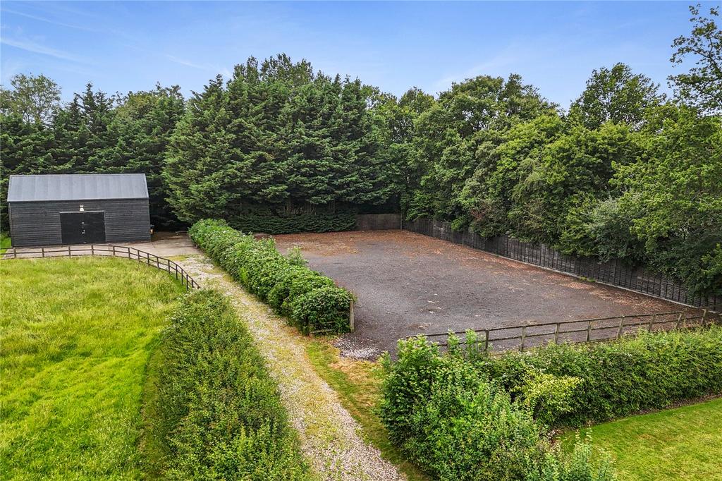 Menage and Barn