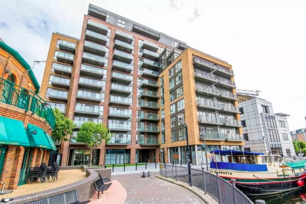 Waterford Court