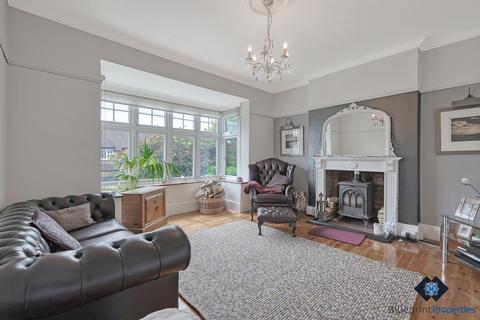 3 bedroom semi-detached house for sale, Westbury Drive, Brentwood, CM14